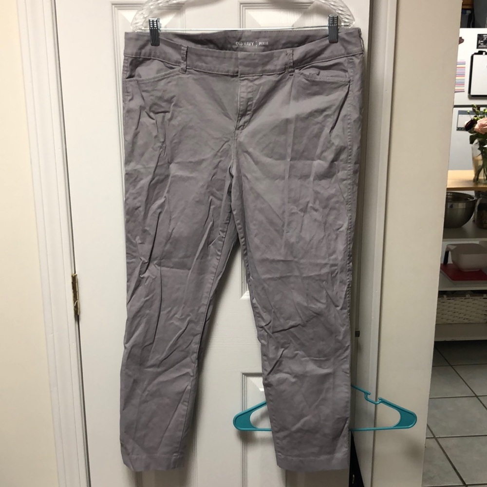 NWOT Old Navy Pixie Pants